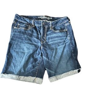 American Eagle Jean Shorts Size 14